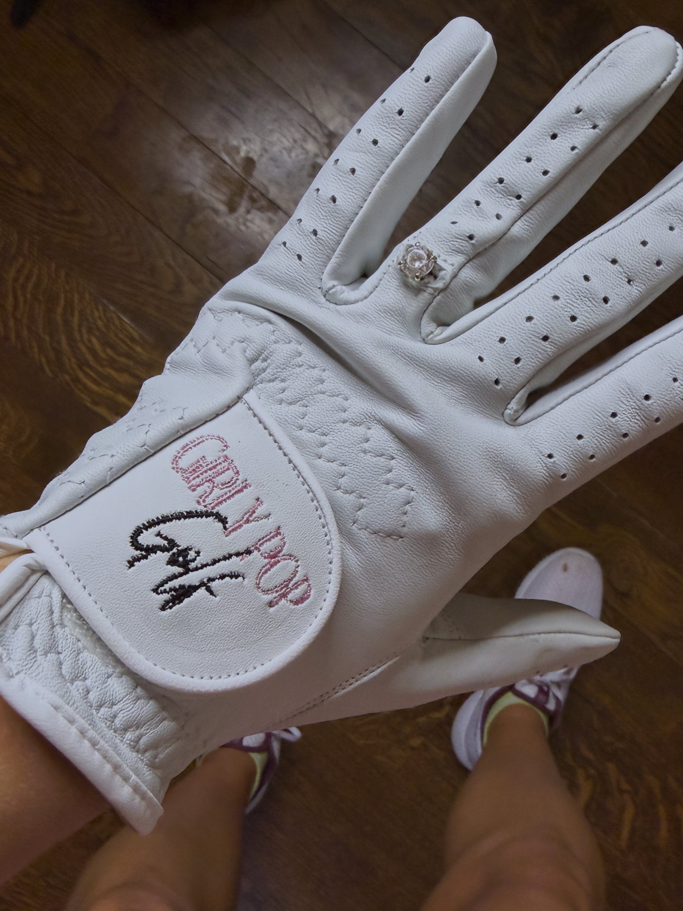 Fore the Girls Glove - White ⛳️
